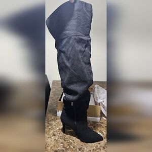 Jessica Simpson Black Over the Knee Boots Suede Leather Sz 9.5 Used Once